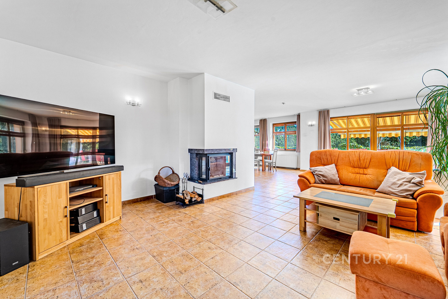 Prodej komerčního objektu (jiného typu) 327 m² – fotografie 3
