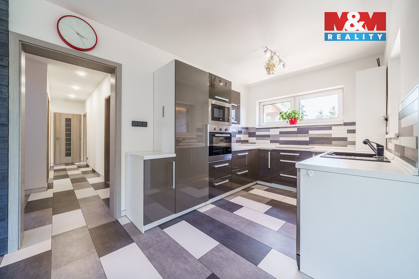 Prodej domu 198 m² s pozemkem 2 549 m² — photo 3