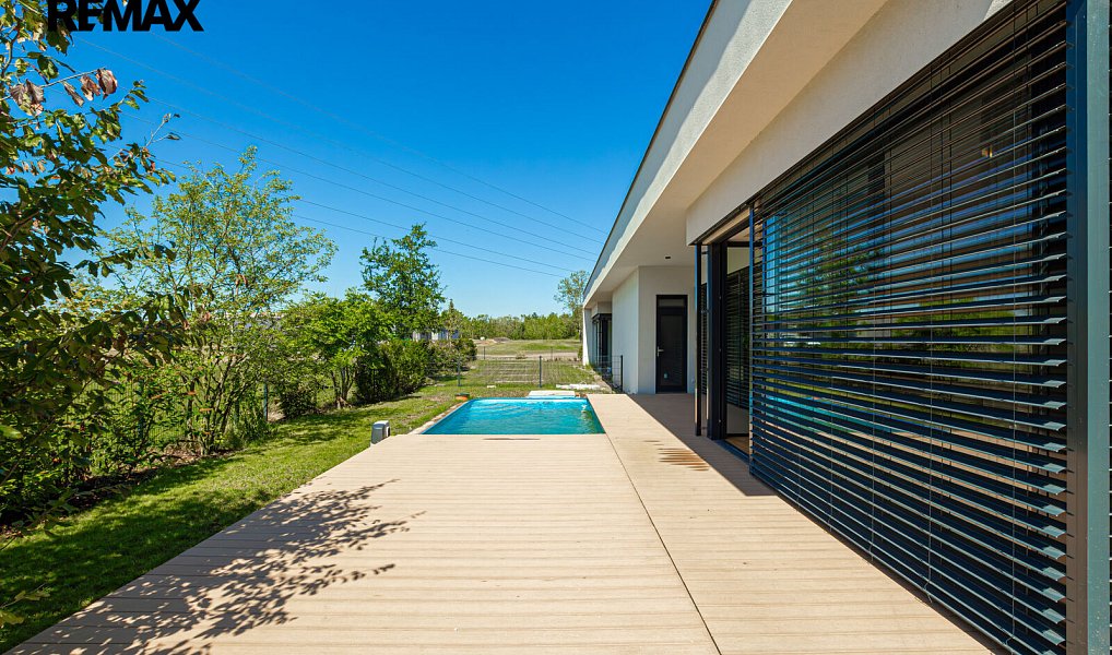 Prodej domu 108 m² s pozemkem 435 m², Nehvizdy – náhled fotky 2