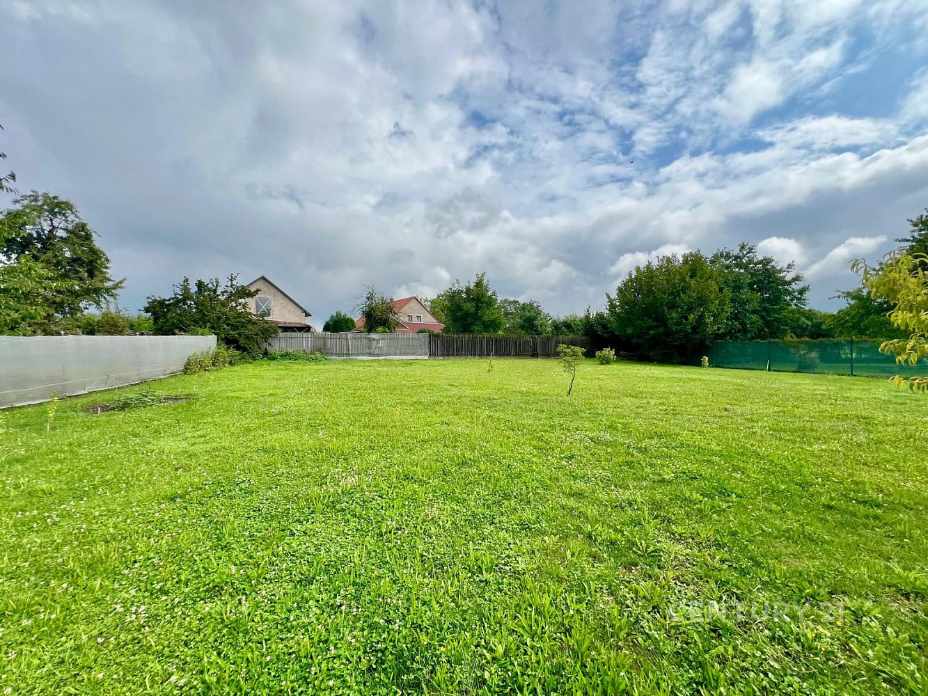 Prodej stavebního pozemku 1 100 m²