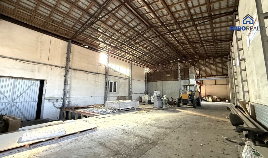 Prodej výrobních prostor 10 996 m², Erpužice – náhled fotky 11
