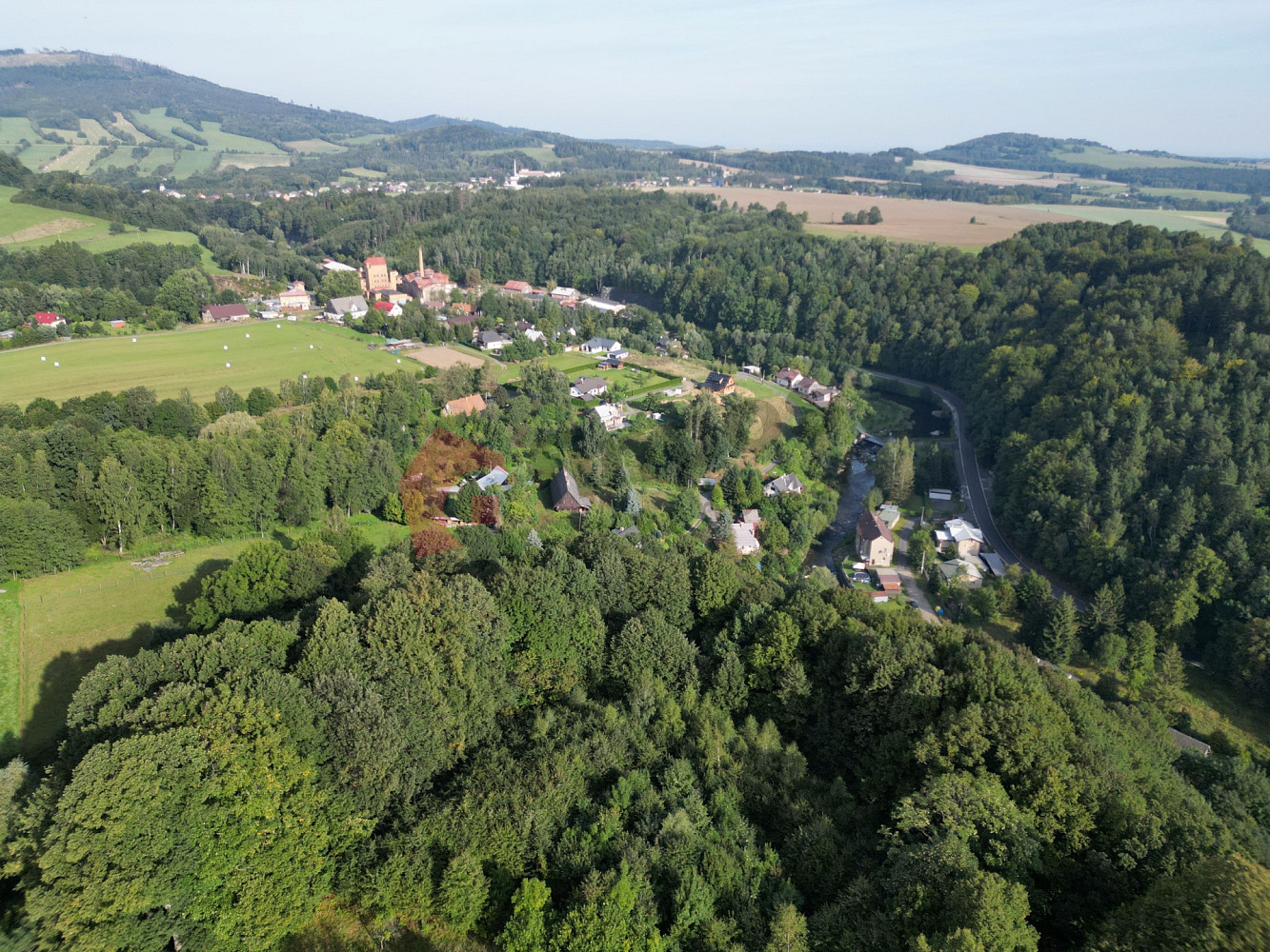 Prodej stavebního pozemku 2 978 m² – fotografie 2