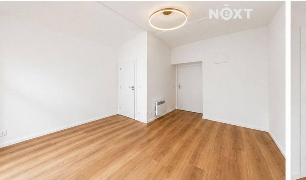 Prodej bytu 1+1 17 m², Praha – náhled fotky 2