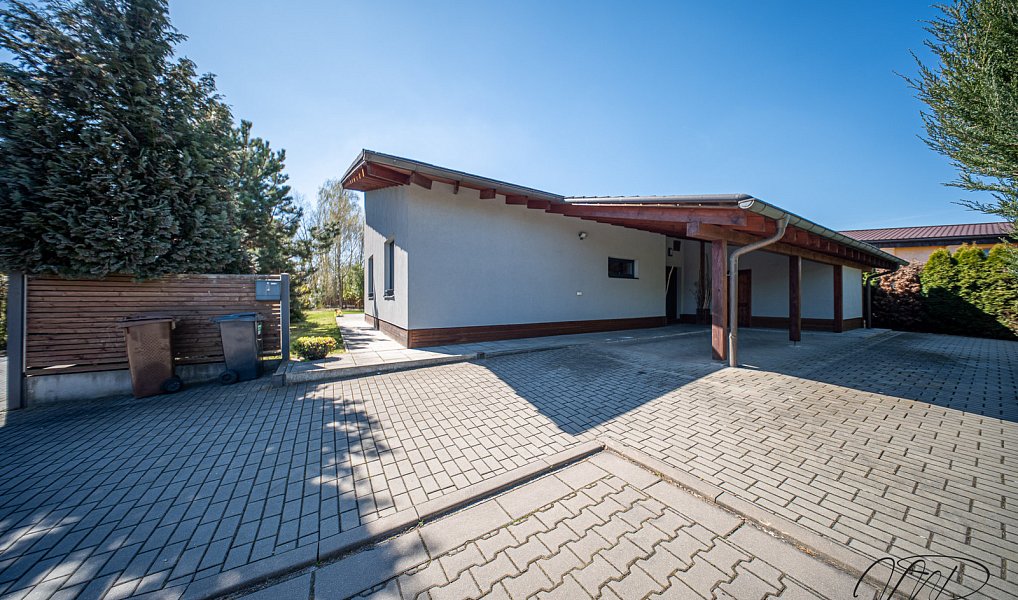 Prodej domu 151 m² s pozemkem 840 m², Pardubice – náhled fotky 2