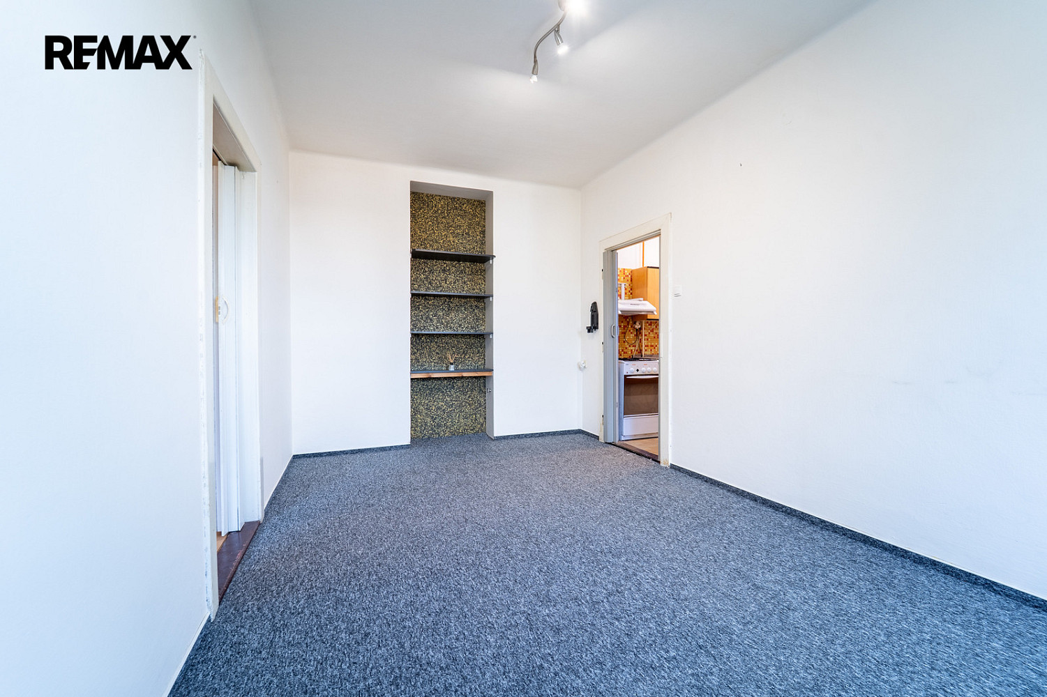 Pronájem bytu 2+1 50 m² — photo 3