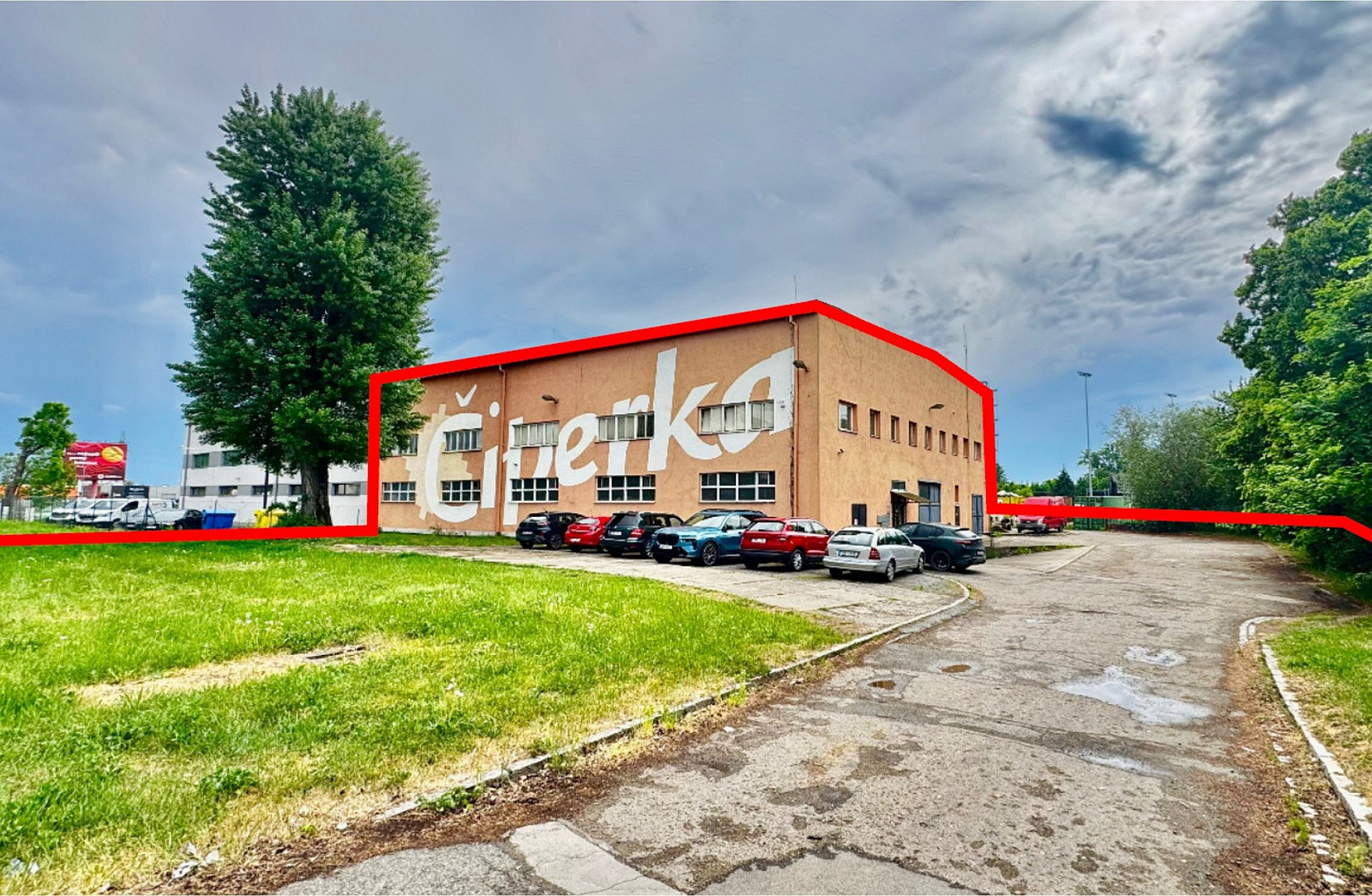 Prodej skladovacích prostor 1 574 m²