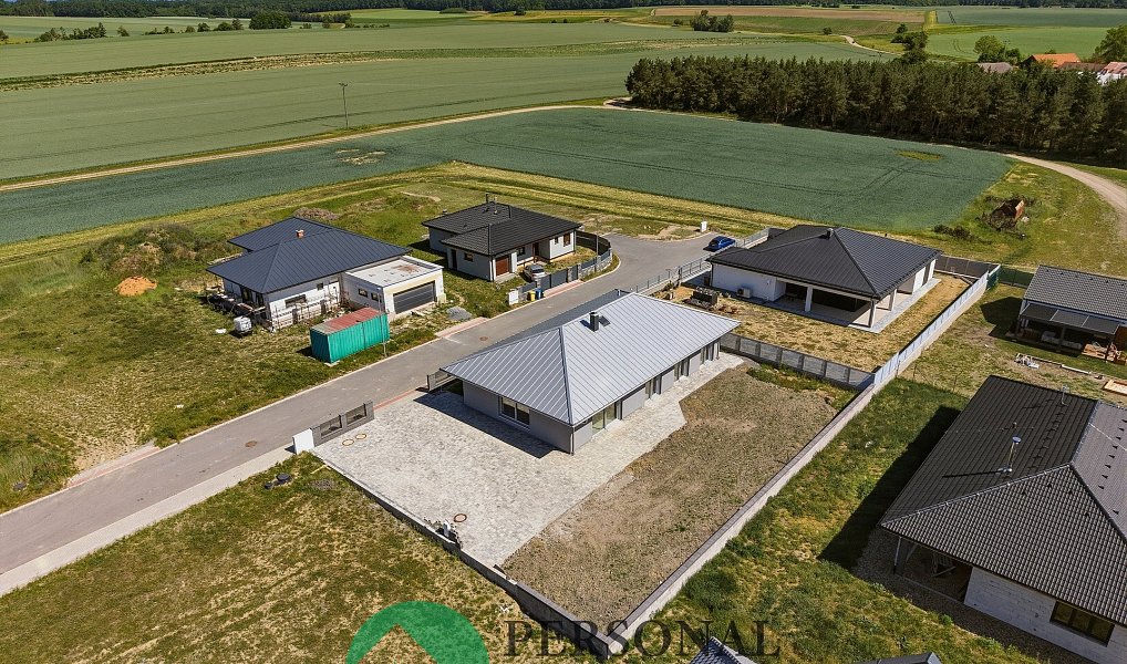 Prodej domu 200 m² s pozemkem 841 m², Sukorady – náhled fotky 6