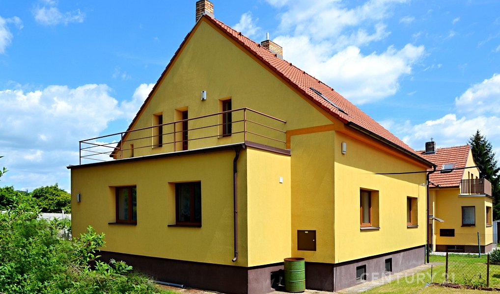 Prodej domu 215 m² s pozemkem 892 m², Hostivice – náhled fotky 3