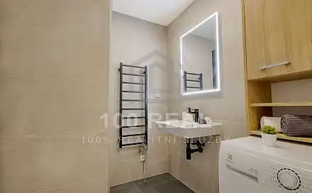 Pronájem bytu 3+kk 62 m², Průmyslová, Hradec Králové