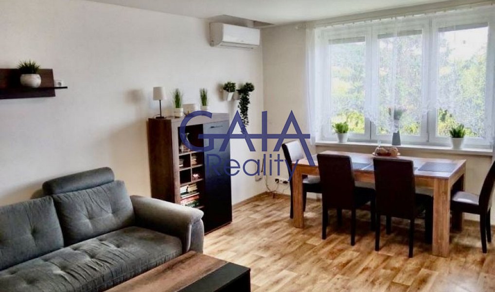 Prodej bytu 3+1 64 m², Strážovice – náhled fotky 8