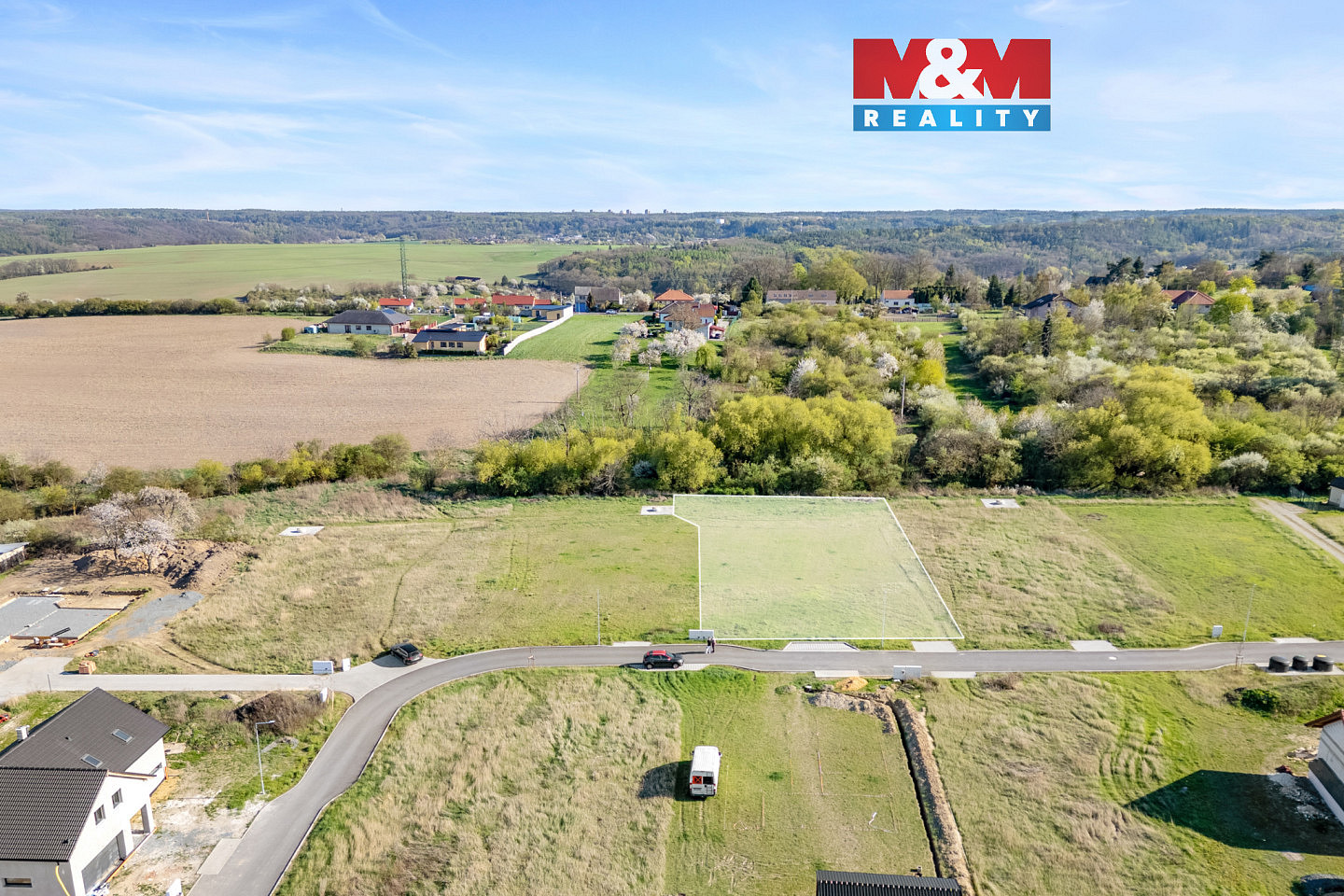Prodej stavebního pozemku 1 764 m², Smečno