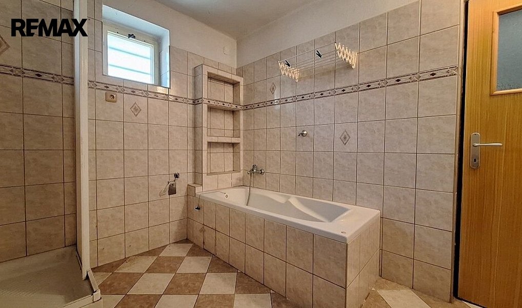Prodej domu 130 m² s pozemkem 488 m², Strunkovice nad Blanicí – náhled fotky 14