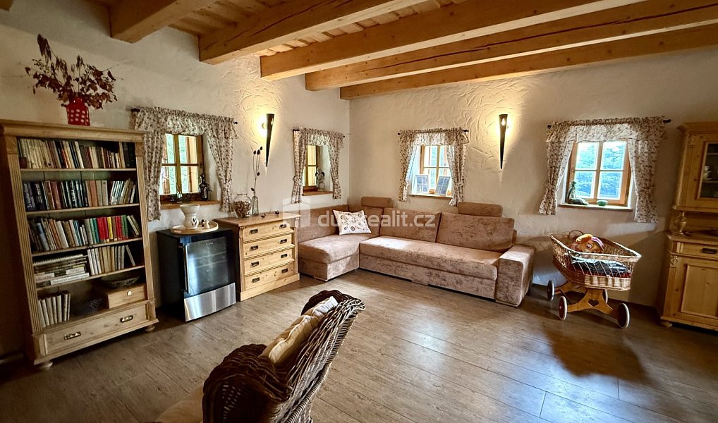 Prodej domu 300 m² s pozemkem 1 292 m², Železná Ruda – náhled fotky 12