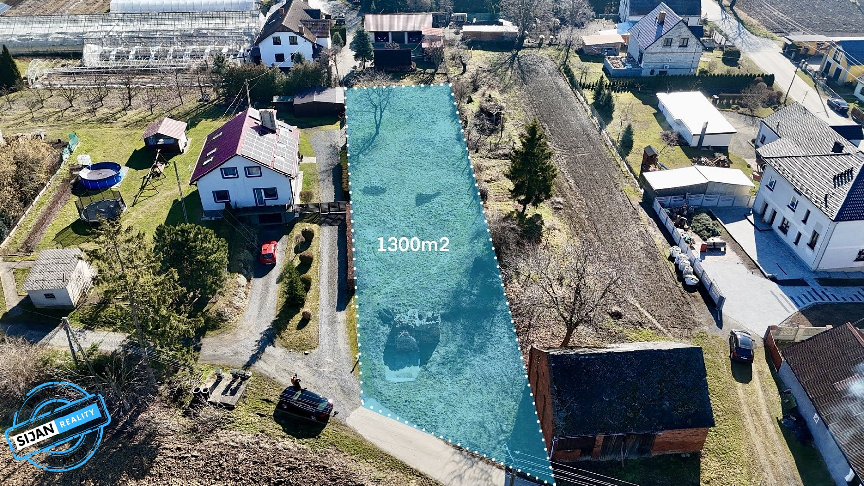 Prodej stavebního pozemku 1 300 m² – fotografie 3