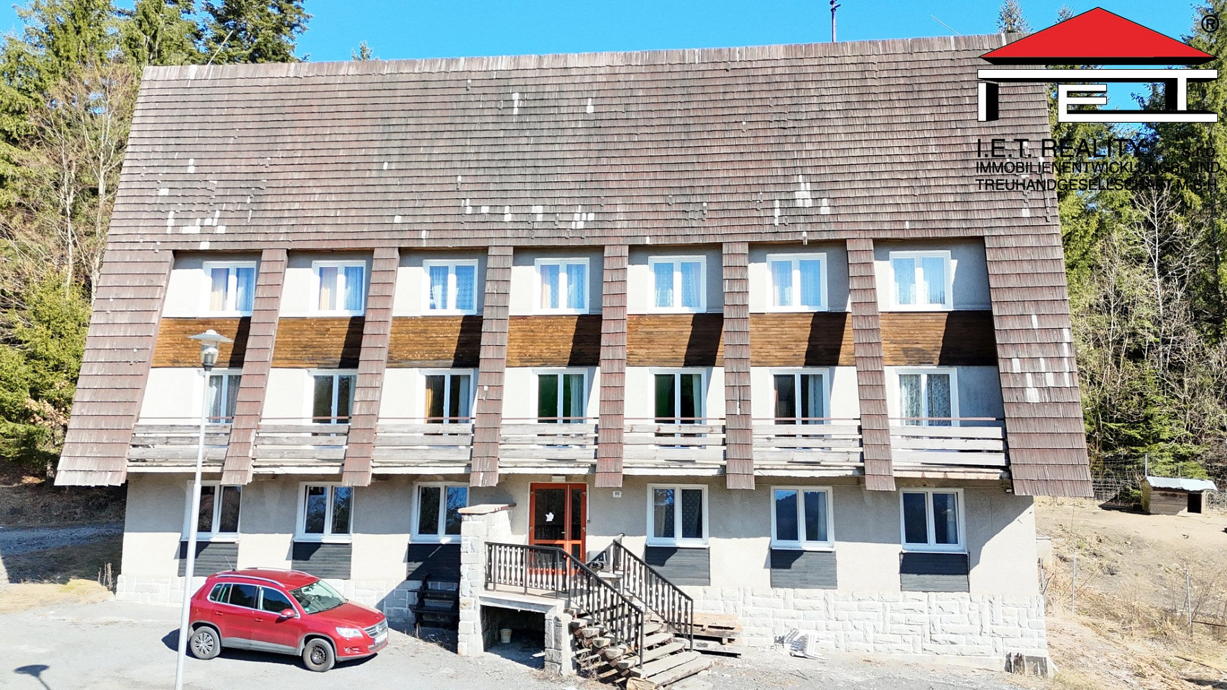 Prodej ubytovacího objektu 1 117 m² — photo 2