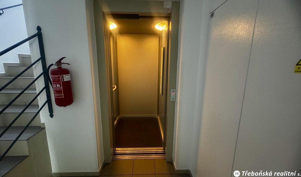 Prodej bytu 2+kk 58 m², Třeboň – náhled fotky 14