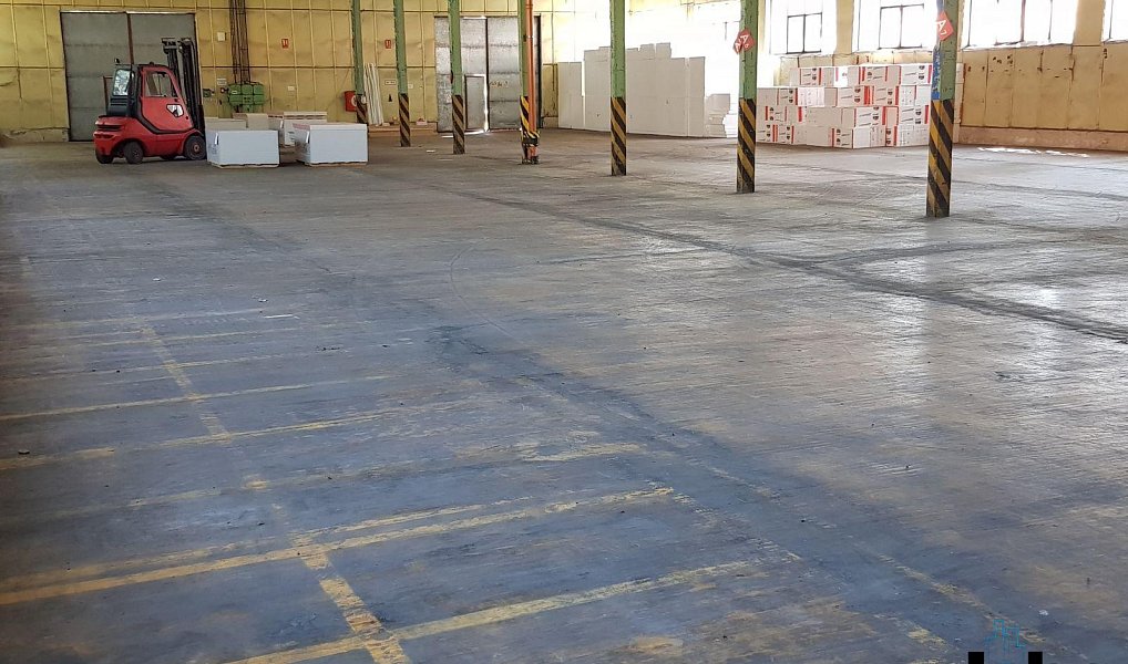 Pronájem výrobních prostor 1 000 m², Most – náhled fotky 2