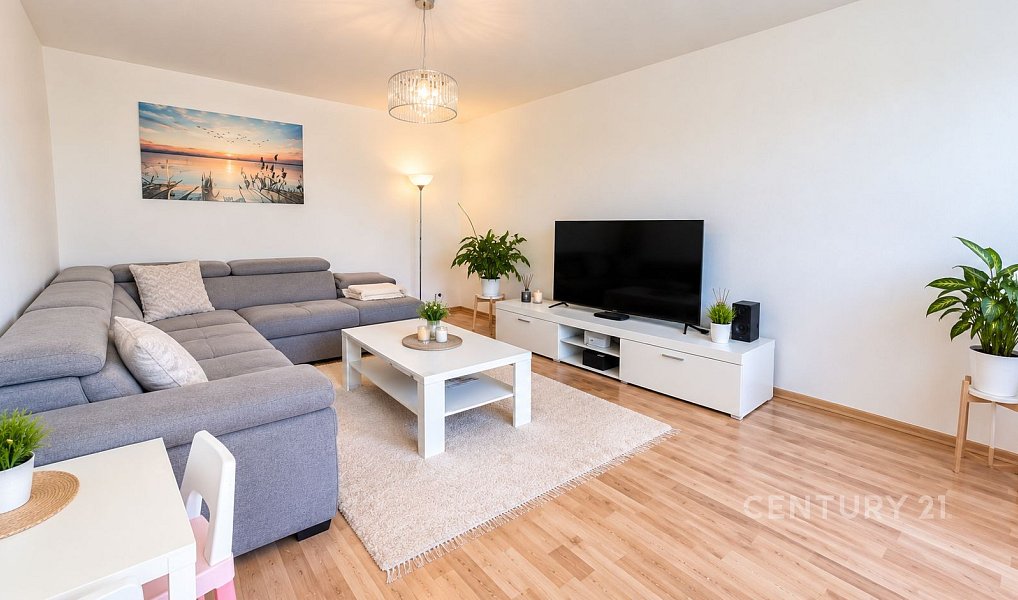 Prodej bytu 3+1 72 m², Napajedla – náhled fotky 2