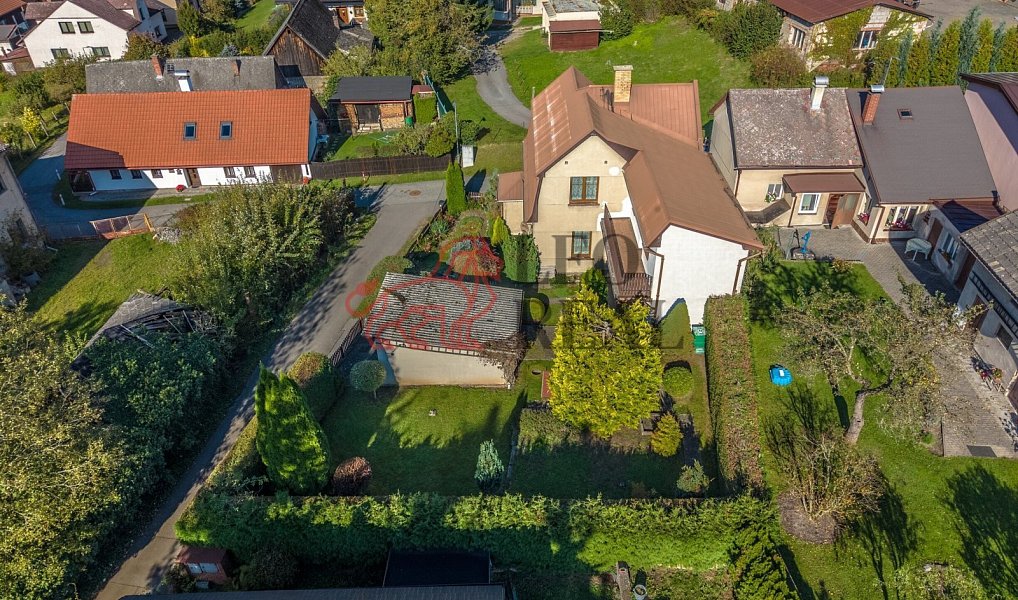 Prodej domu 250 m² s pozemkem 496 m², Rovensko pod Troskami – náhled fotky 21