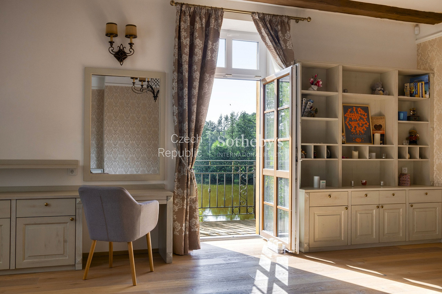 Prodej domu 1 200 m² s pozemkem 3 000 m² – fotografie 5
