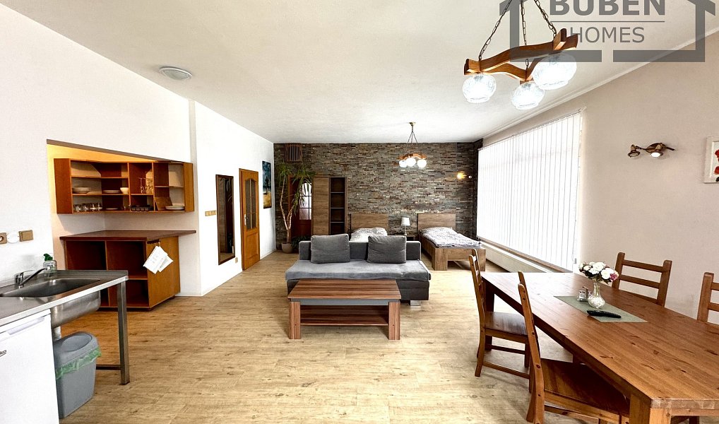 Prodej domu 480 m² s pozemkem 1 077 m², Tachov – náhled fotky 4