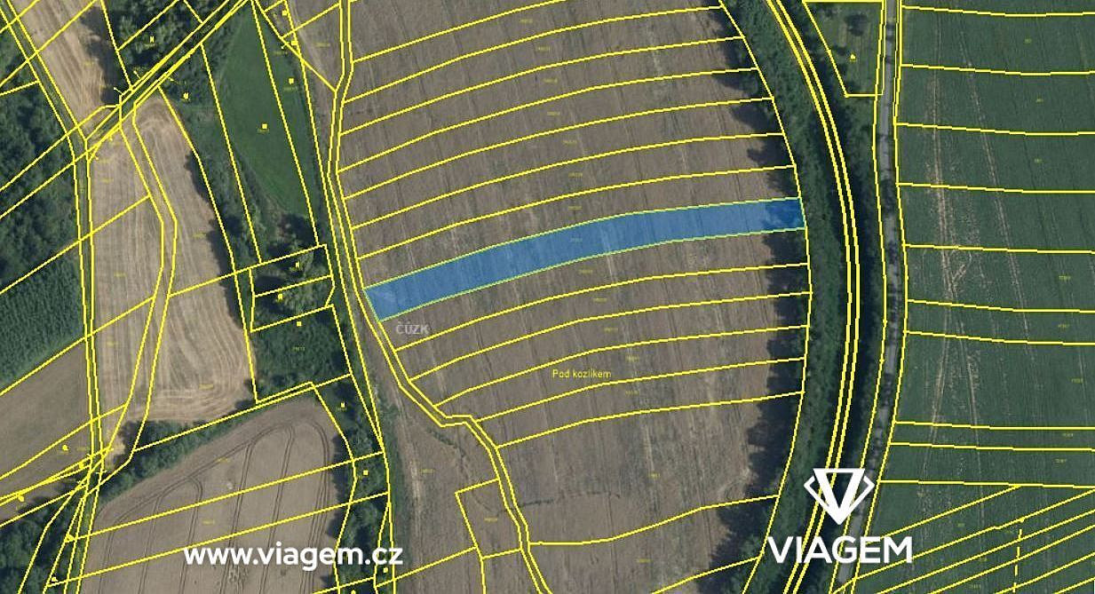 Prodej pole 1 265 m²