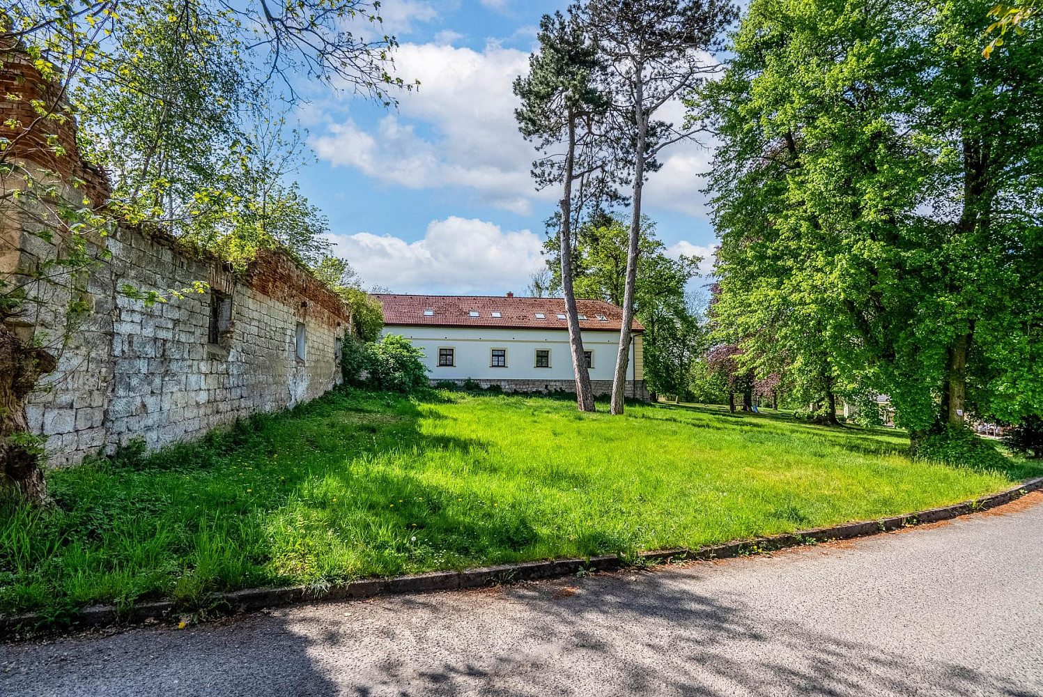 Prodej komerčního objektu (jiného typu) 4 000 m² – fotografie 2
