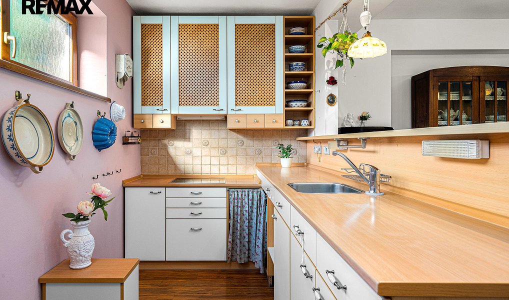 Prodej domu 277 m² s pozemkem 3 435 m², Sulice – náhled fotky 23