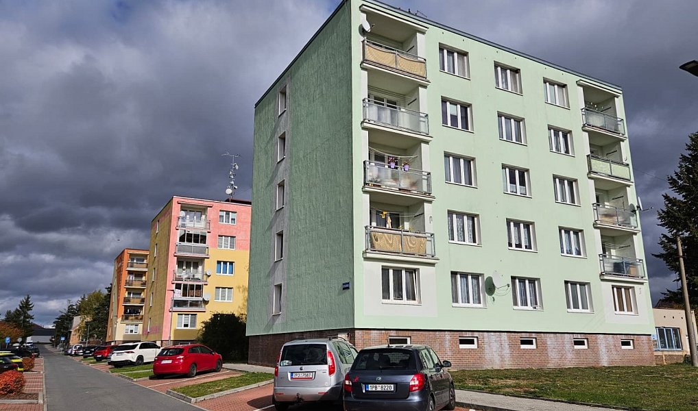 Pronájem bytu 3+1 63 m², Město Touškov – náhled fotky 3