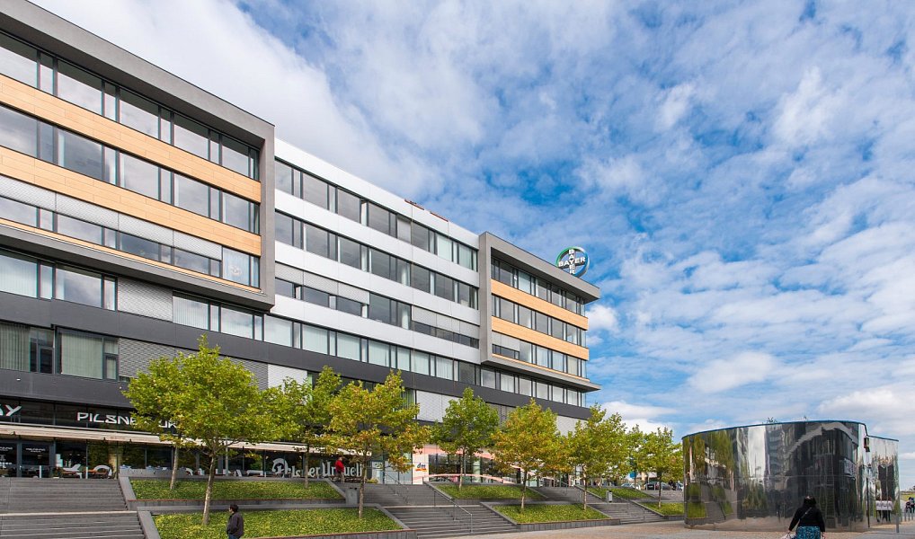 Pronájem kanceláře 187 m², Ořech – fotka 1 z 10