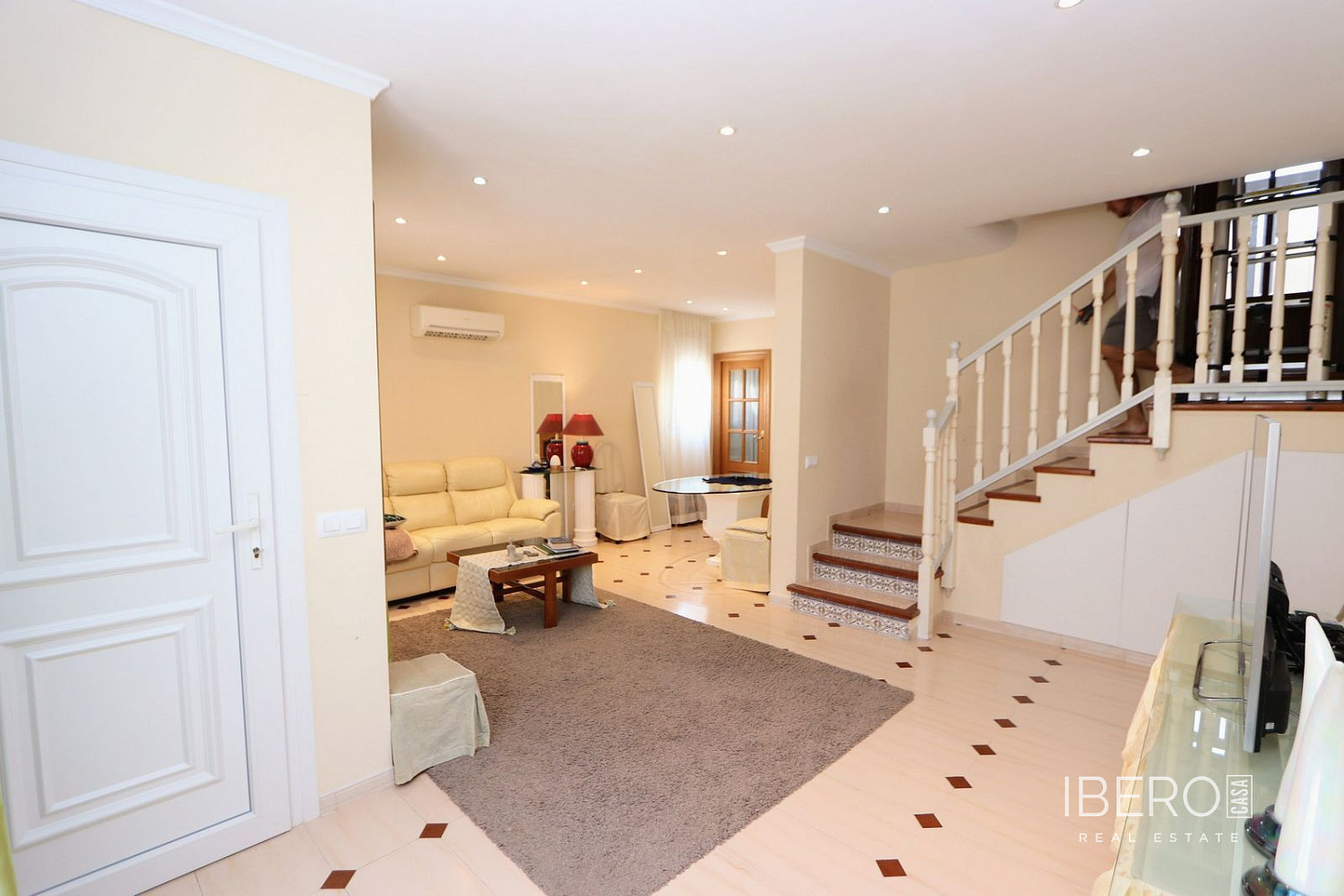 Prodej domu 130 m² s pozemkem 200 m² - Vista 5