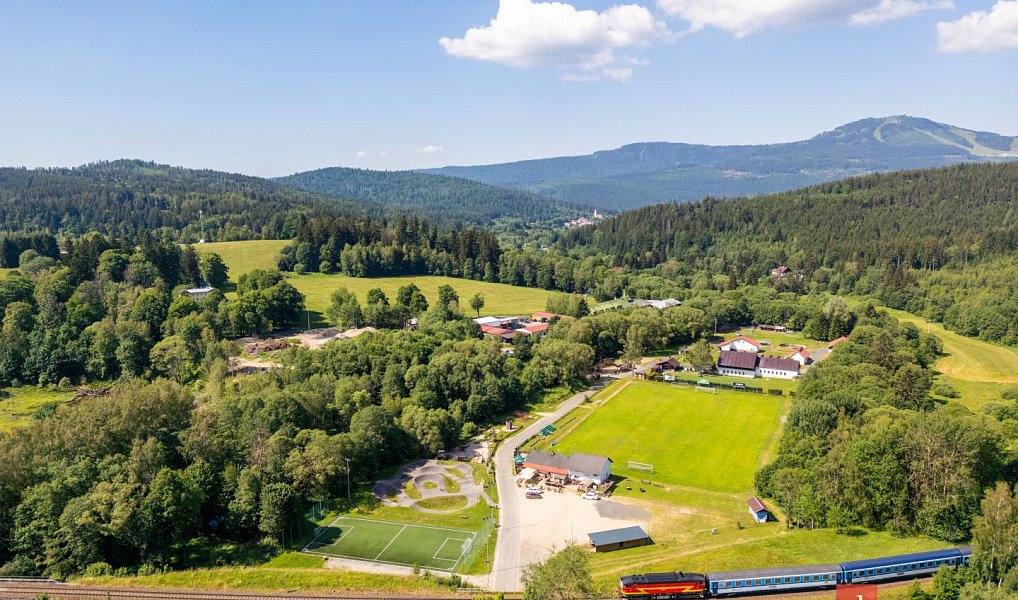 Prodej stavebního pozemku 2 757 m², Železná Ruda – náhled fotky 7