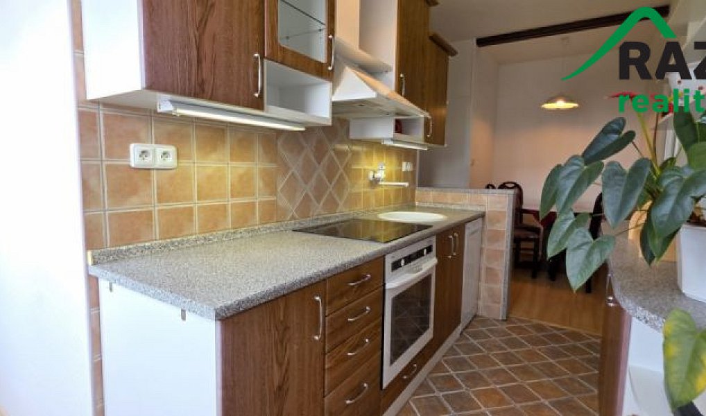 Pronájem bytu 2+1 66 m², Tachov – náhled fotky 3