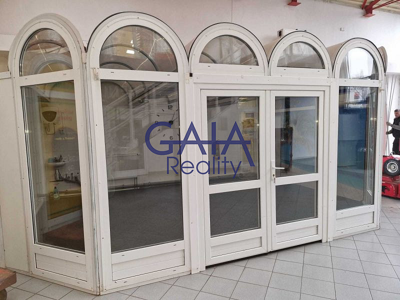 Pronájem obchodních prostor 27 m²