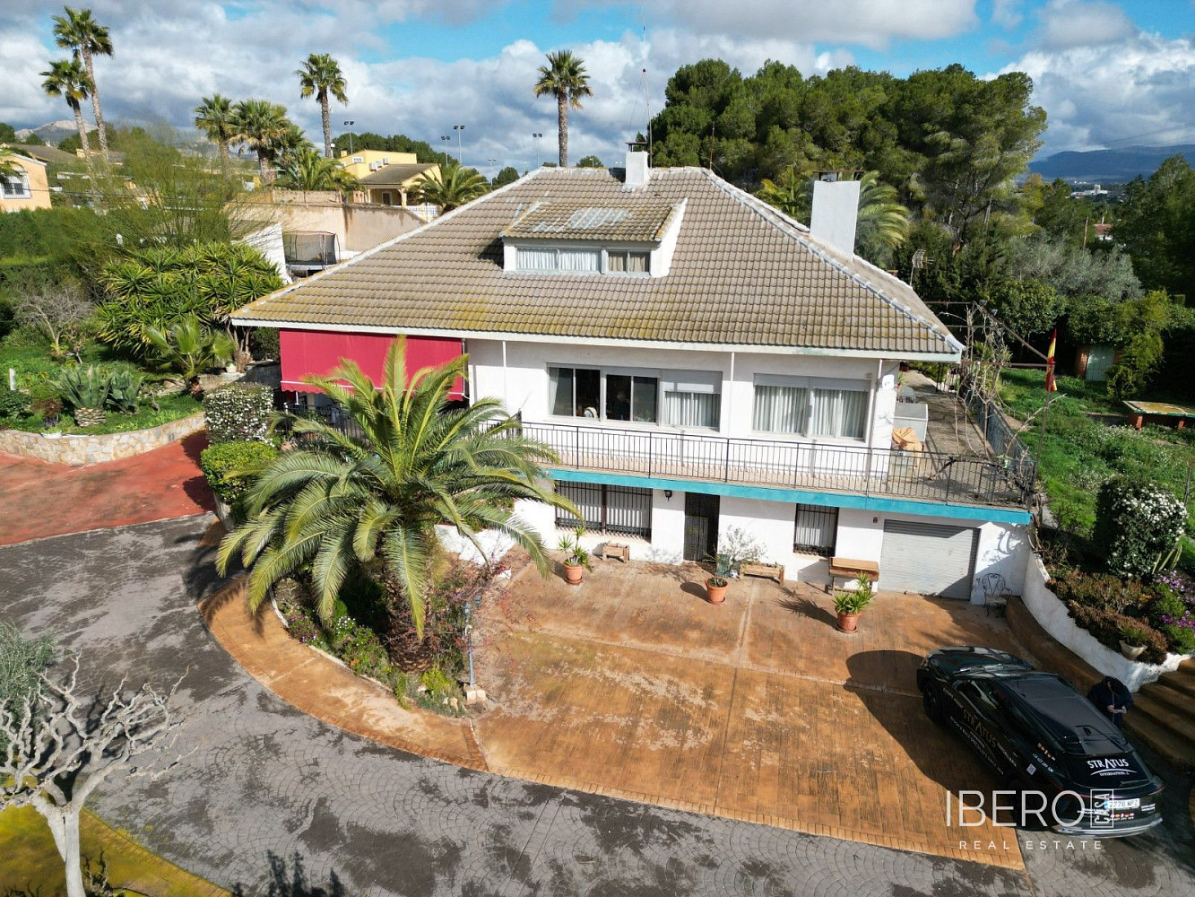 Prodej domu 441 m² s pozemkem 2 313 m², Elda