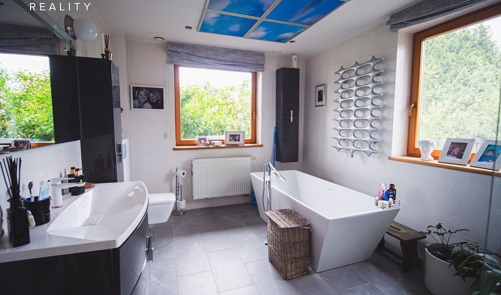Prodej domu 248 m² s pozemkem 784 m², Tymákov – náhled fotky 22