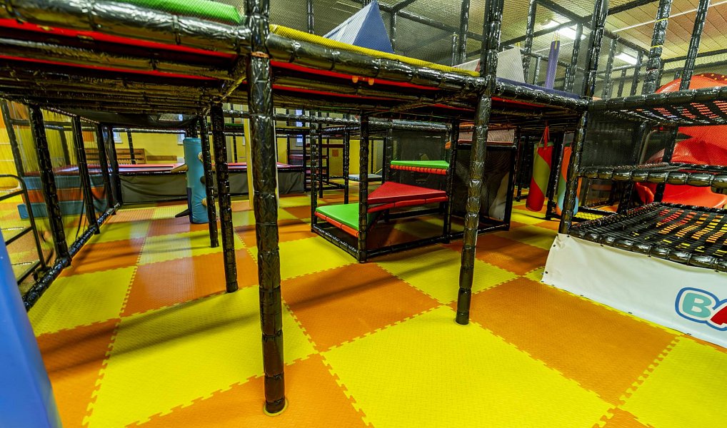 Prodej komerčního objektu (jiného typu) 986 m², Mladá Boleslav – náhled fotky 14