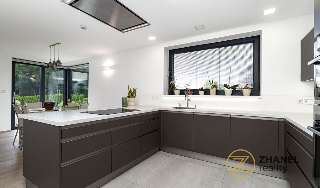 Prodej domu 351 m² s pozemkem 1 603 m², Havířov – náhled fotky 9