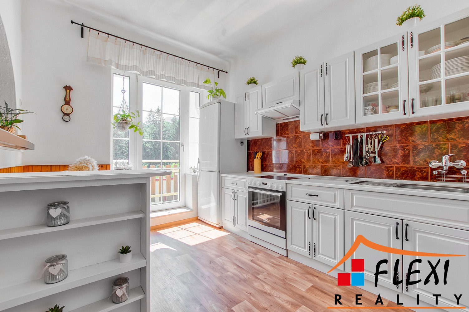 Prodej domu 241 m² s pozemkem 3 528 m²