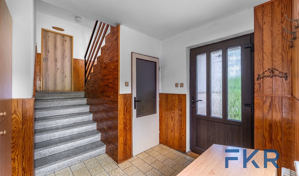 Prodej domu 265 m² s pozemkem 1 297 m², Studenec – náhled fotky 4