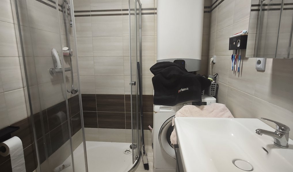 Prodej bytu 2+1 64 m², Vsetín – náhled fotky 3