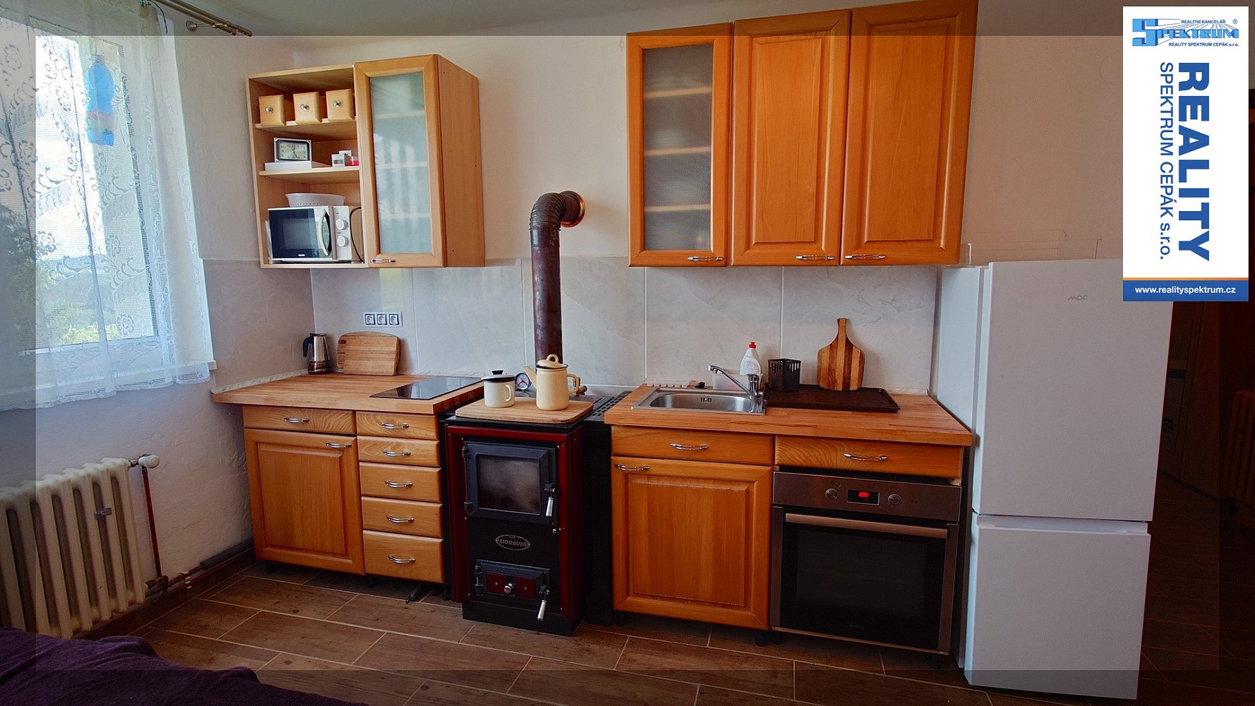 Pronájem bytu 2+kk 41 m² — photo 2