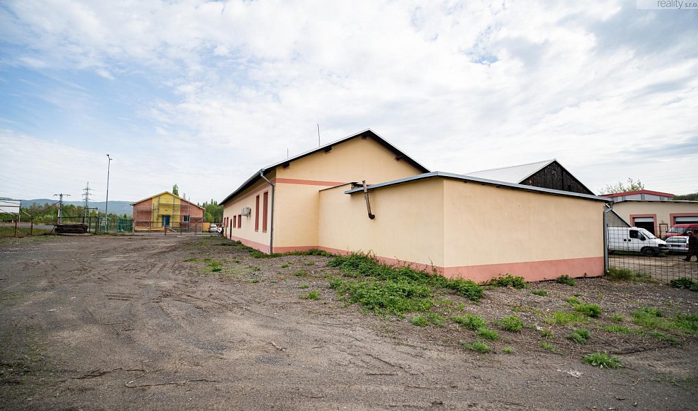 Prodej kanceláře 1 652 m², Horní Jiřetín – náhled fotky 6