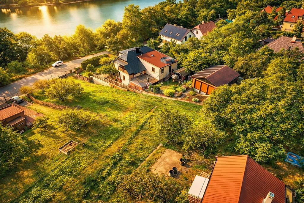Prodej stavebního pozemku 530 m² — photo 3