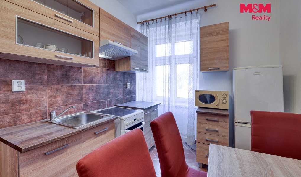 Prodej domu 260 m² s pozemkem 846 m², Horažďovice – náhled fotky 12