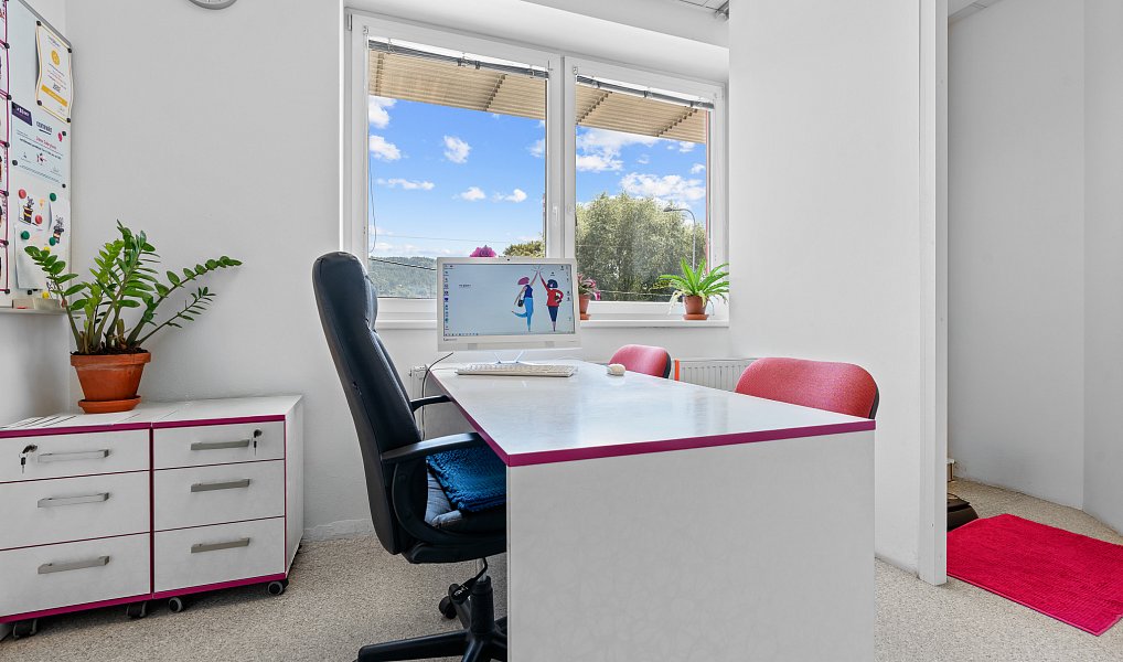 Pronájem kanceláře 44 m², Zlín – náhled fotky 8