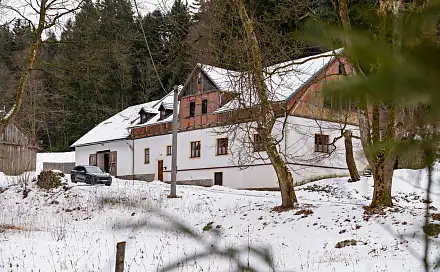 Prodej chaty/chalupy 648 m² s pozemkem 907 m², Strašín - Zuklín, okres Klatovy