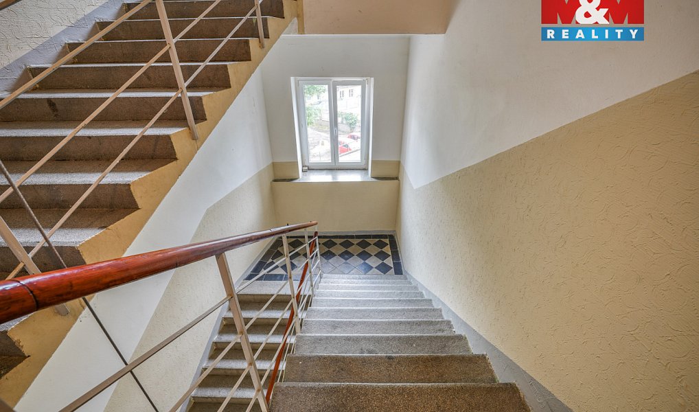 Prodej nájemního domu, činžáku 560 m², Praha – náhled fotky 8