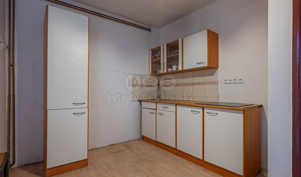 Prodej domu 140 m² s pozemkem 2 049 m², Chabeřice – náhled fotky 12