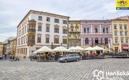 Pronájem bytu 3+1 94 m², Dolní náměstí, Olomouc